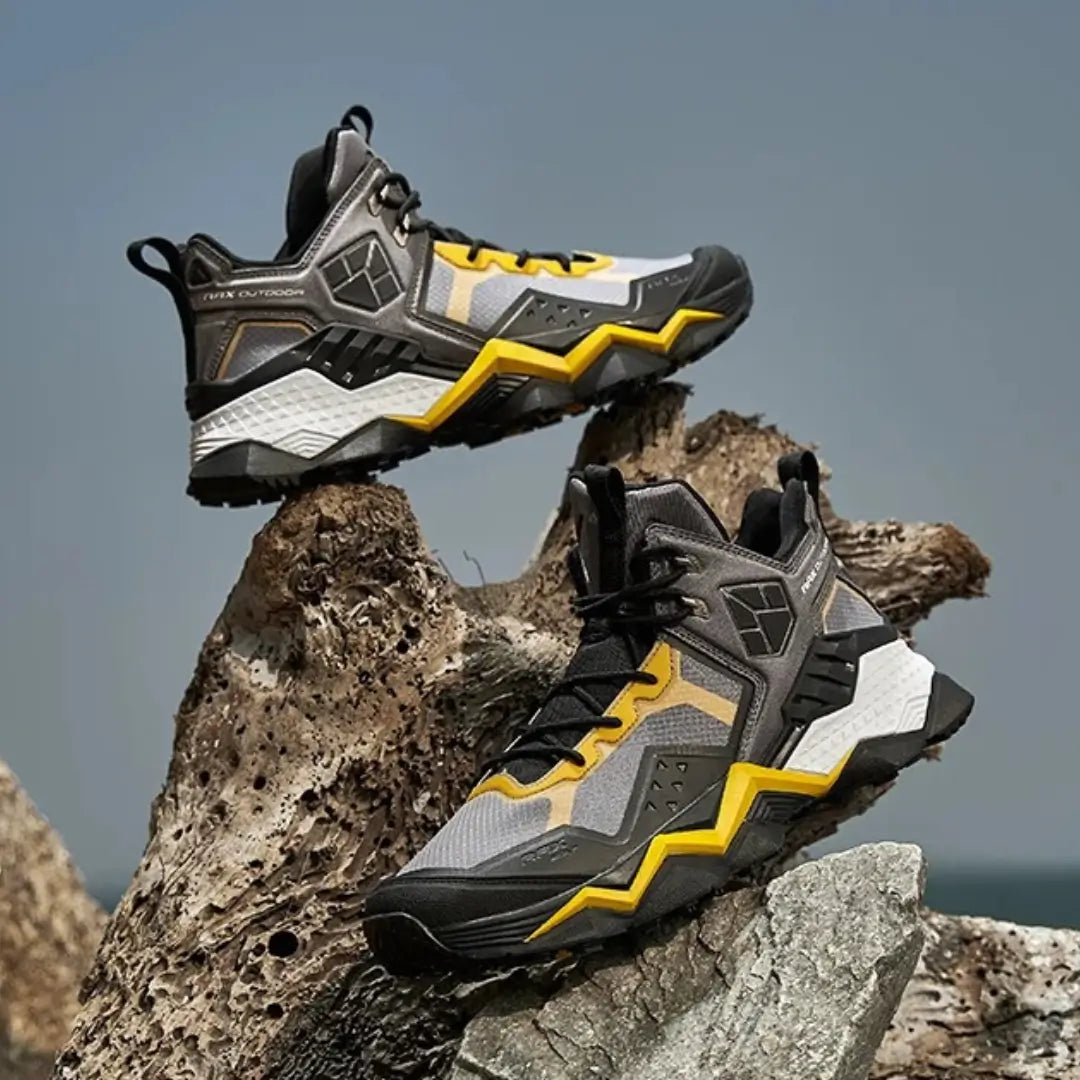 Bota Trekking Impermeável Masculina Wolf Cinza
